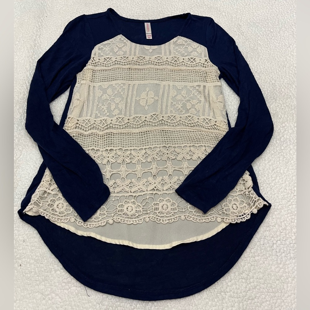 Xhilaration Blue and Cream Asymmetrical Tunic